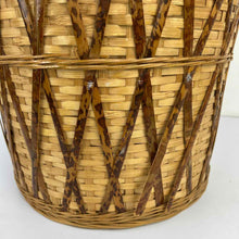 Load image into Gallery viewer, Tortoiseshell Woven Basket