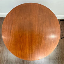 Load image into Gallery viewer, Modern Walnut Table