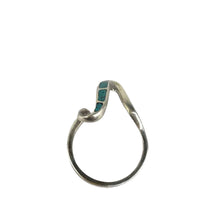 Load image into Gallery viewer, Wavy Sterling &amp; Turquoise Ring