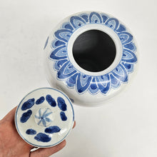 Load image into Gallery viewer, Chinese Pottery Lily Pad Jar