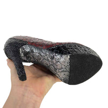 Load image into Gallery viewer, Mosaic High Heeled Shoe Sculpture