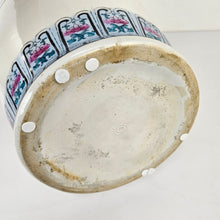 Load image into Gallery viewer, Asian Porcelain Vase