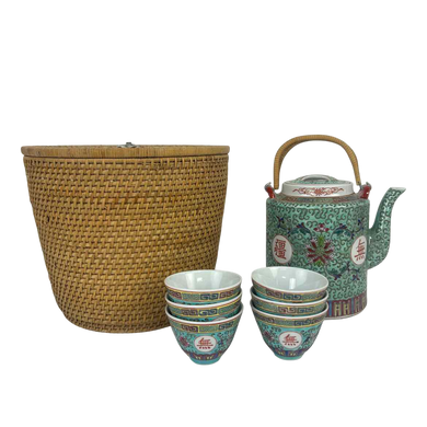 Aqua Famille Rose Tea Pot