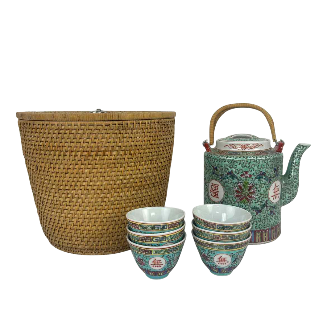 Aqua Famille Rose Tea Pot