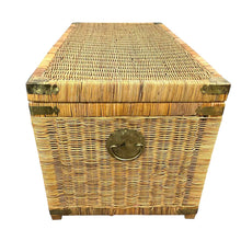 Load image into Gallery viewer, Vintage Trunk