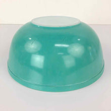 Load image into Gallery viewer, Pyrex Turquoise Mixing Bowl