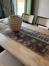 Load image into Gallery viewer, Turkish Rug Table Runner