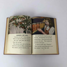 Load image into Gallery viewer, Healthy &amp; Happy 1940s Book