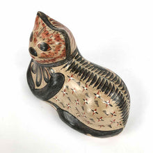 Load image into Gallery viewer, Mexican Pottery Cat
