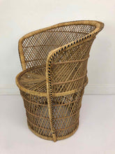 Load image into Gallery viewer, Rattan Barrel Chair