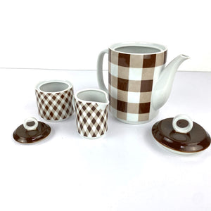 Brown Plaid Tea Set