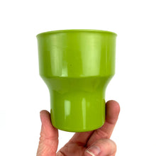 Load image into Gallery viewer, Plastic 1970s Cups