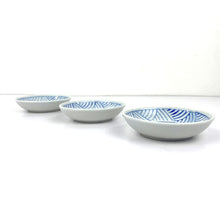 Load image into Gallery viewer, Porcelain Ramekin Bowls