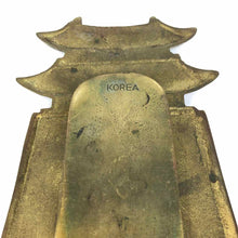 Load image into Gallery viewer, Brass Pagoda Bookends