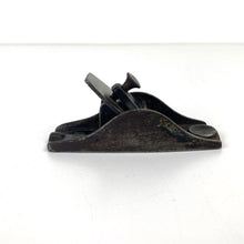Load image into Gallery viewer, Stanley No. 101 Thumb Plane